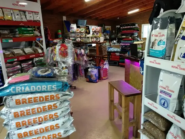 Imagen de Veterinaria Vero en Argentina donde Vero realizo parte de sus 10 años de experiencia Imagen de Veterinaria Vero en Argentina donde Vero realizo parte de sus 10 años de experiencia